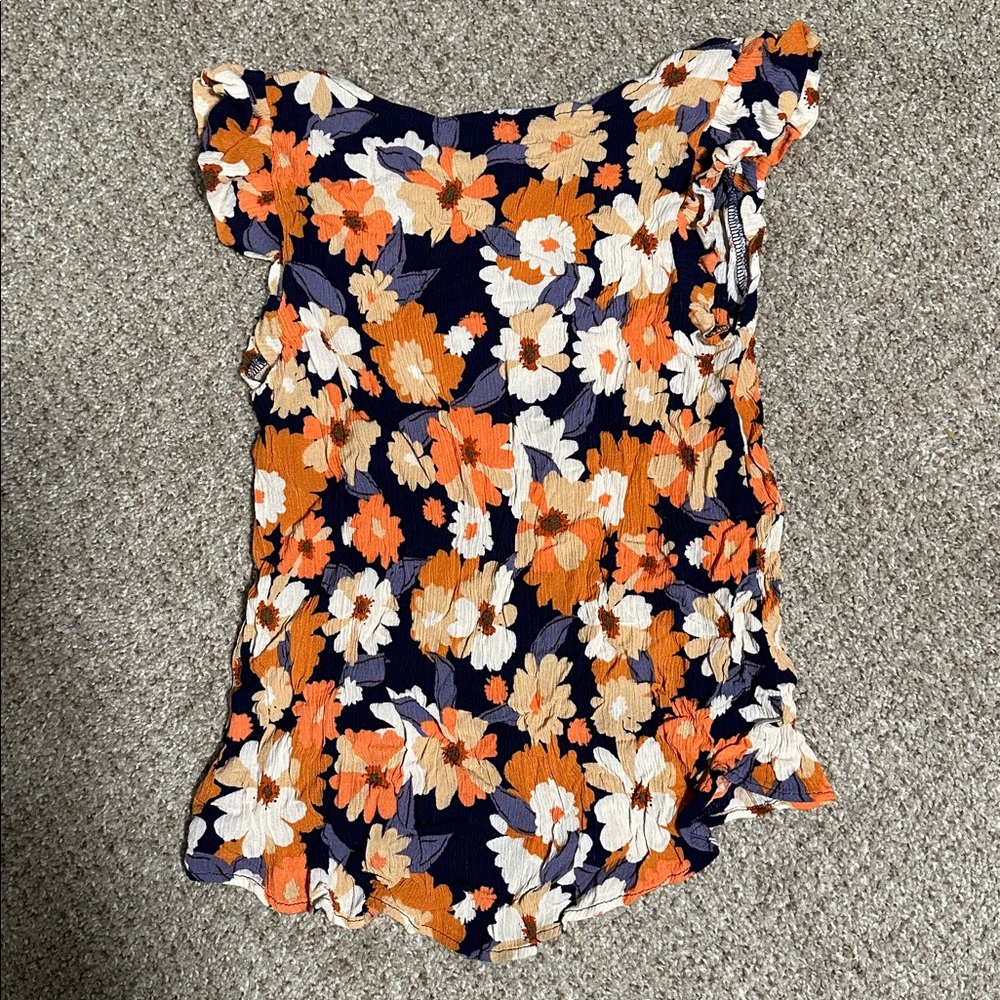 Floral Ruffle Sleeve Top - Picture 3 of 3